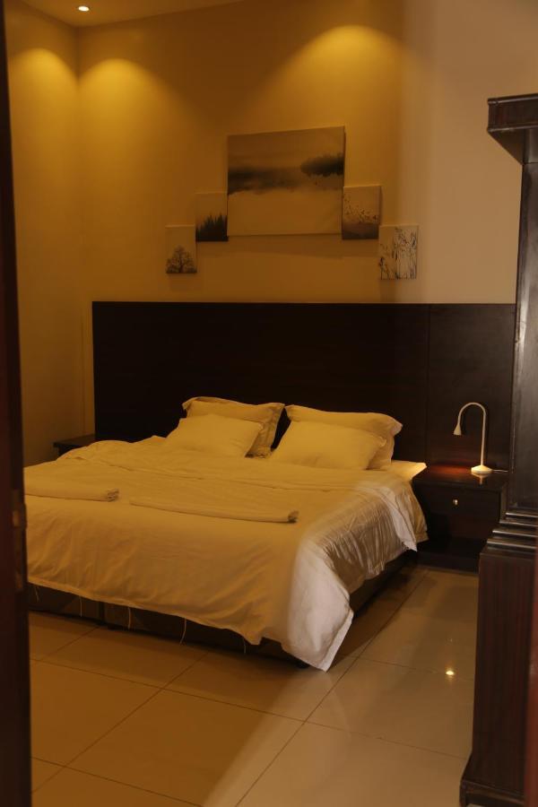 Spacious Apartments At Basla St 3 Mins From King Fahd Stadium Riyadh Exteriör bild