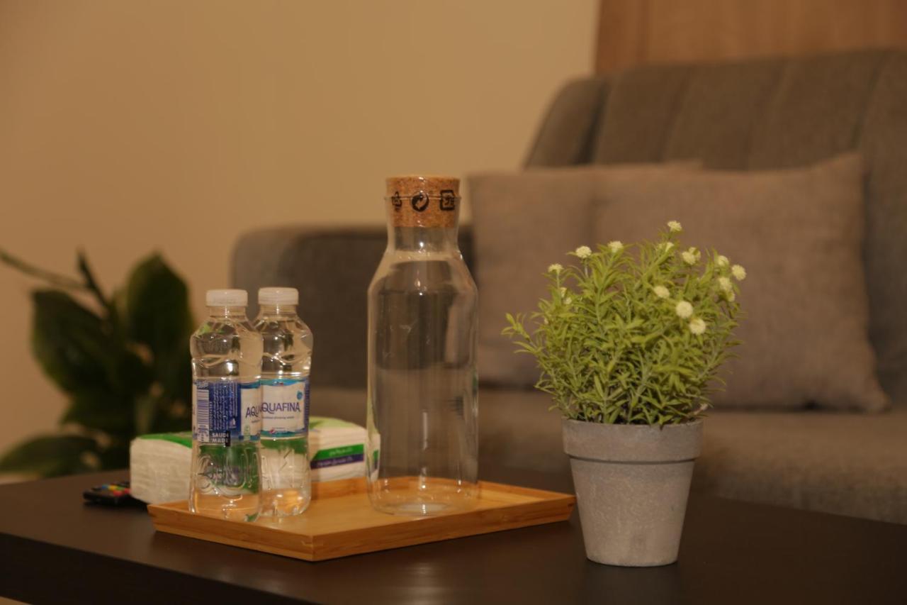 Spacious Apartments At Basla St 3 Mins From King Fahd Stadium Riyadh Exteriör bild